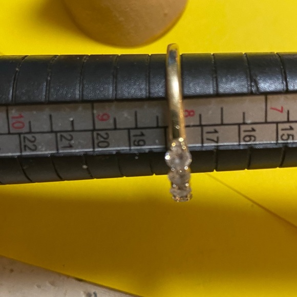 $1500 solid gold 5 diamonds totaling 0.60 ct WHAT is your Offers - Picture 5 of 5